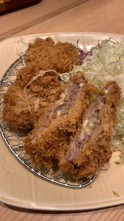 ชุดซารุสุเบริ