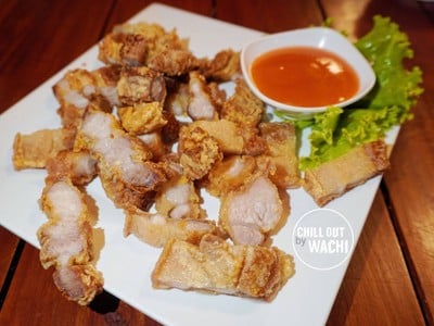 หมูสามชั้นทอดน้ำปลา