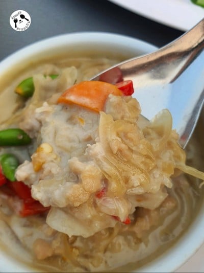 ปูหลนแม่บุญเนื่อง