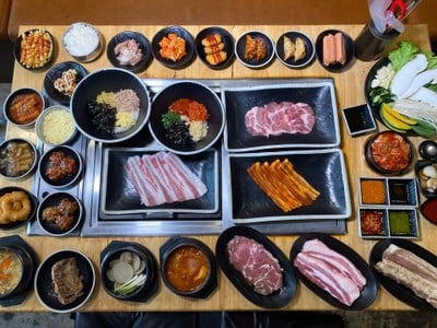 Shell We Meat- All You Can Eat Korean food อาหารเกาหลี ปูดองซีอิ๊วเกาหลี