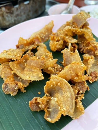 เมนูของร้าน ร้านปลาสดเมืองฉอด