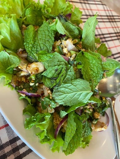 หมูทอดกระเทียม