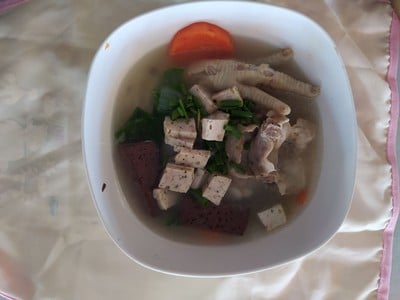 อาหาร หรือ เครื่องดื่ม
