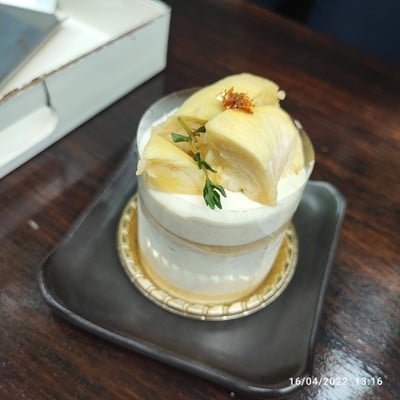 Durian cake