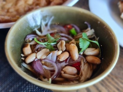 อาหาร หรือ เครื่องดื่ม