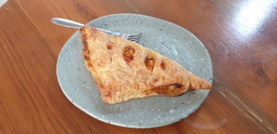 พายทูน่า ใส้ทูน่าแน่นมาก อร่อยมากจ้า