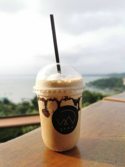 อาหาร หรือ เครื่องดื่ม