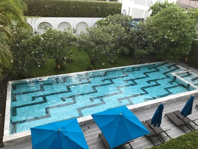 สระว่ายน้ำ/ชายหาด