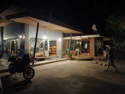 โรงแรมเพลินใจ