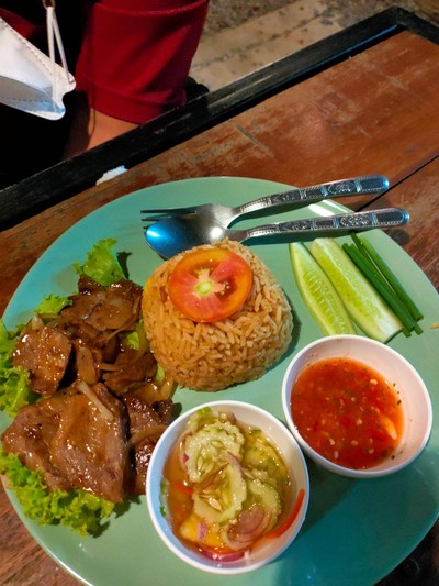 ข้าวมันอาหรับเนื้อ