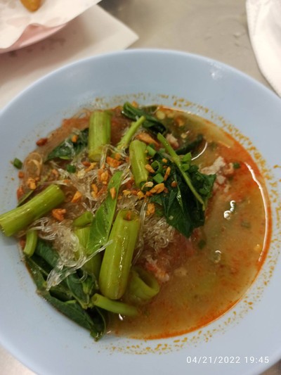 วุ้นเส้นต้มยำ