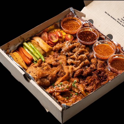 ชุดหมูกระทะ เซตปาร์ตี้เหมาะสำหรับ 3-4 คน 大粉烤猪肉 香香哒