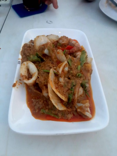 ทะเลผัดผงกระหรี่