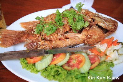 ปลาทับทิมทอดกระเทียม