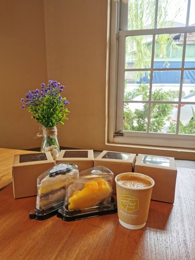 อาหาร หรือ เครื่องดื่ม