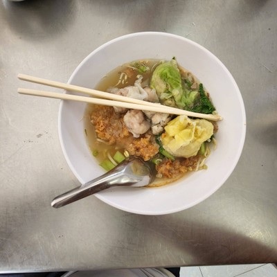 เกี๊ยวรวมมิตร