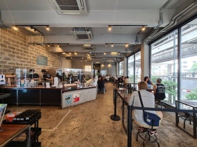 บรรยากาศ Factory Coffee - BKK พญาไท