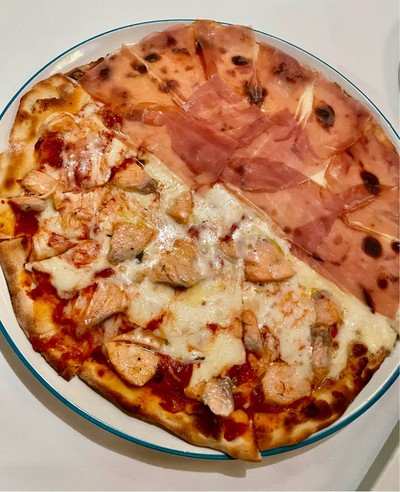 Parma ham & Salmon pizza