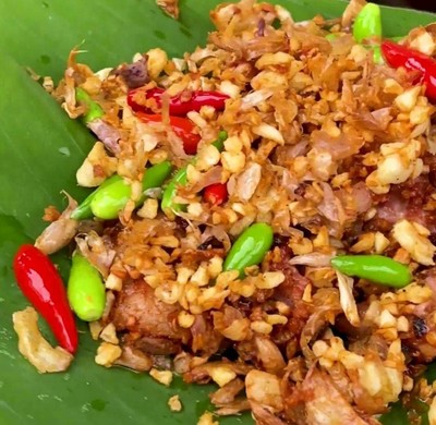 🐷ข้าวหมูทอด+กระเทียมพริกสด