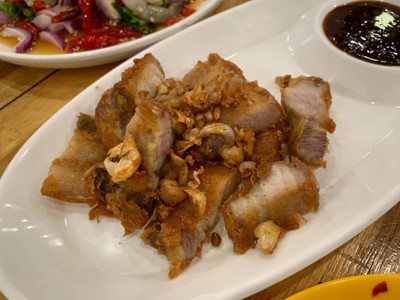 คอหมูทอด