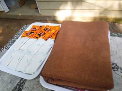 ทำกิจกรรมเสร็จแล้วจะมีเจ้าหน้าที่เตรียมผ้าขนหนูสบู่ยาสระผมพร้อมเปลี่ยนเสื้อผ้า