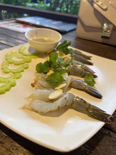 เมนูของร้าน ครัวลุงหนุ่ม