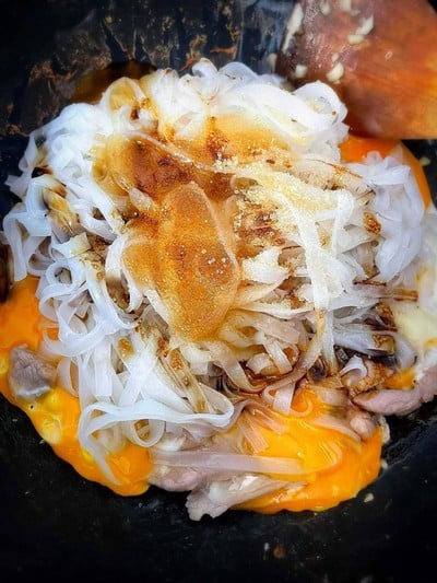 วิธีทำ เส้นเล็กผัดซีอิ้ว สูตรไม่ใส่น้ำมัน 