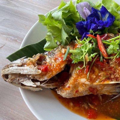 อาหาร หรือ เครื่องดื่ม