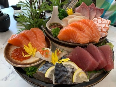 Kazoku Sashimi Set
