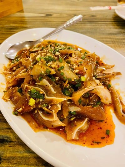 ยำหูหมู 凉拌猪耳