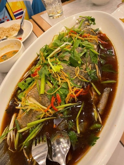 ปลากระพงนึ่งซีอิ๊ว