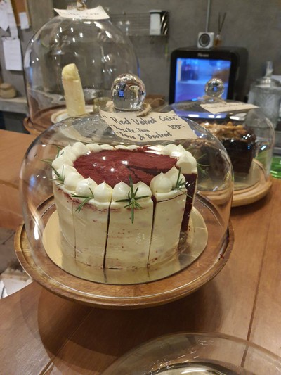 อาหาร หรือ เครื่องดื่ม