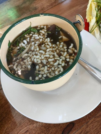 แกงไข่มดแดง