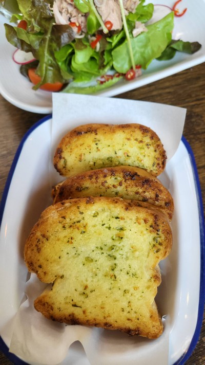 Garlic Bread 3 pcs