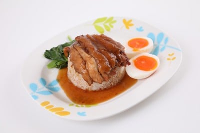 เมนูของร้าน สีฟ้าข้าวมันไก่ หลังมช หลัง มช