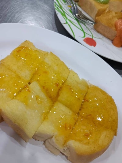 อาหาร หรือ เครื่องดื่ม