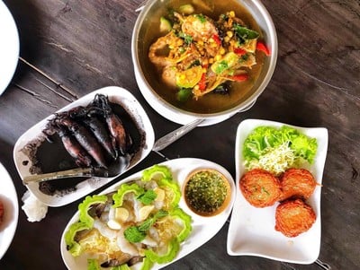 ม. ม้าซีฟู้ด