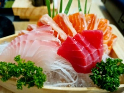 อาหาร หรือ เครื่องดื่ม