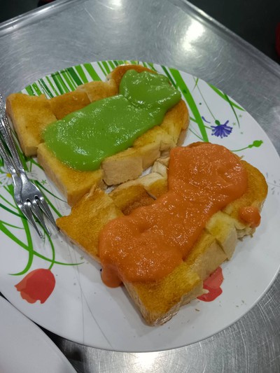 อาหาร หรือ เครื่องดื่ม