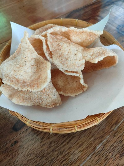 ข้าวเกรียบปลา(ฟรี)