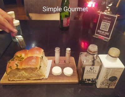 อาหาร หรือ เครื่องดื่ม