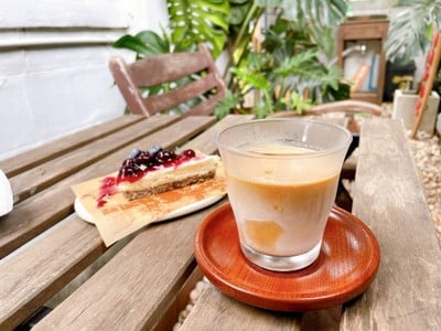 เมนูของร้าน Luckypeach Specialty Coffee พีชโชคดี