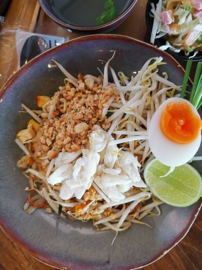 อาหาร หรือ เครื่องดื่ม