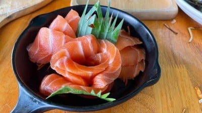 เมนูของร้าน แหนมเนือง Cafe & Hangout มหาสารคาม
