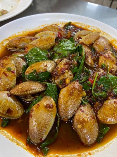 หอยลายผัดพริกเผา
