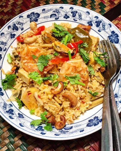 วิธีทำ ข้าวอบต้มยำตามใจ… กุ้ง หอย หมูยอ? วิธีทำ ข้าวอบต้มยำตามใจ… กุ้ง หอย หมูยอ?