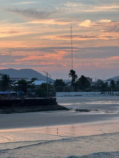 บรรยากาศ สะพานปลาหัวหิน