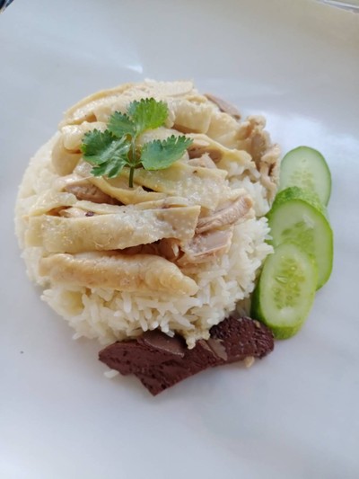 ข้าวมันไก่ต้ม