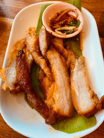 คอหมูย่าง