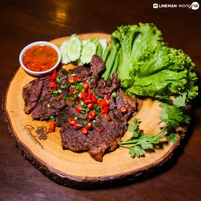 เนื้อออสเตรเลียย่างจิ้มแจ่ว